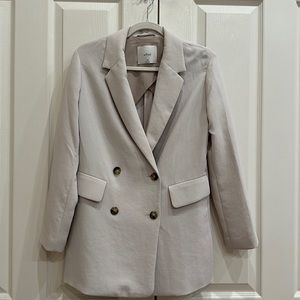 Aritzia Wilfred Cherrelle Blazer. Birch/ light nude color. XXS.